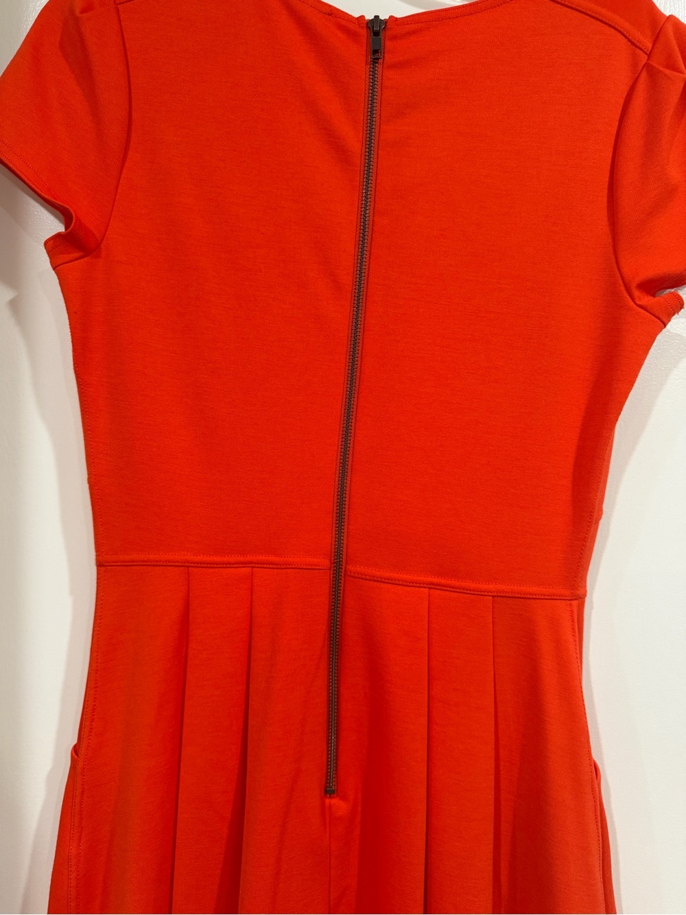 Gianni Bini Bright Red Short Sleeve Dress - Picture 10 of 10